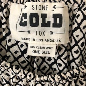 Stone Cold Fox Tops - Stone Cold Fox Black and White Idaho Blouse Stone Cold Fox Tops - Stone Cold Fox Black and White Idaho Blouse